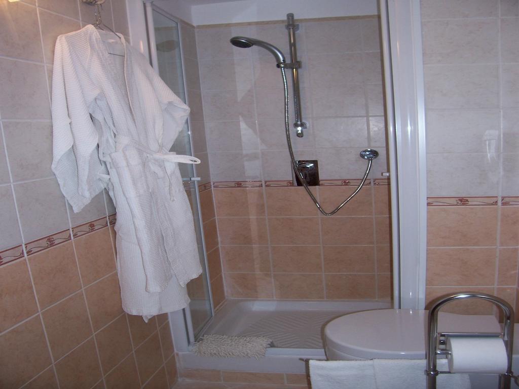 Il Giglio Rosso Apartment Napoli Ruang foto