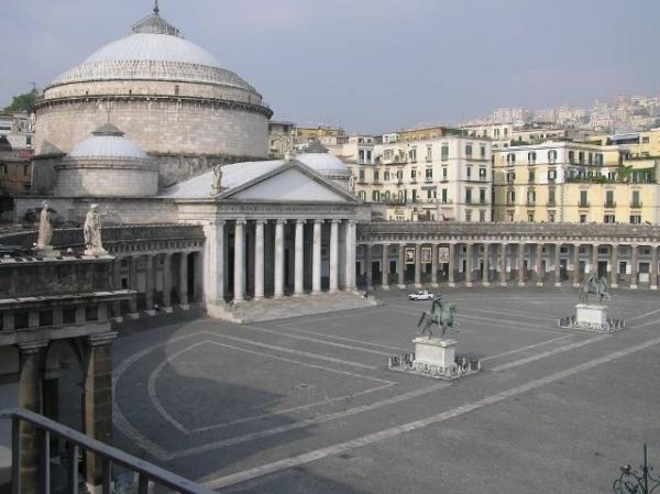 Il Giglio Rosso Apartment Napoli Ruang foto
