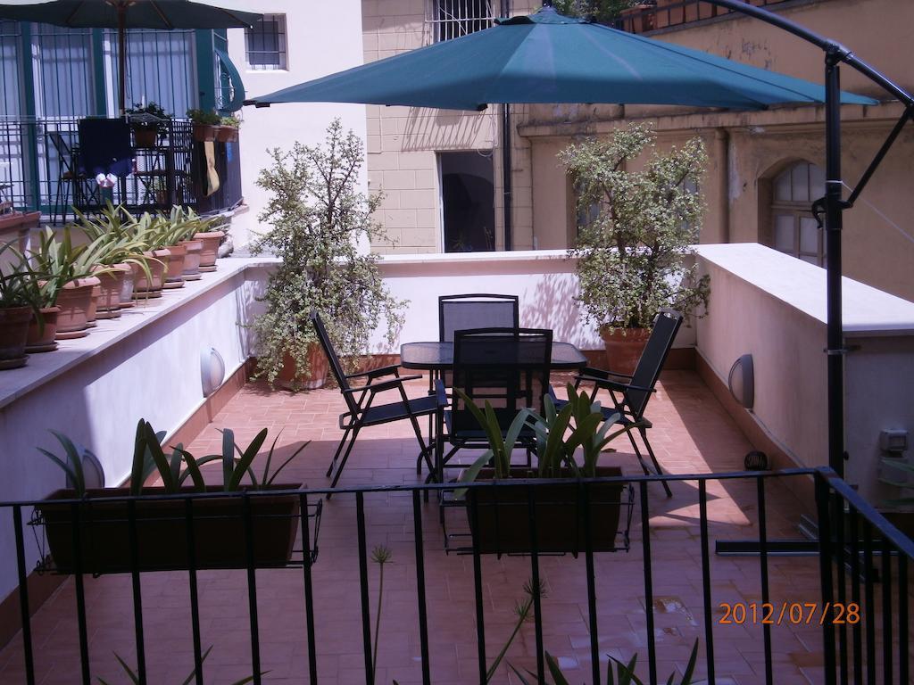 Il Giglio Rosso Apartment Napoli Ruang foto